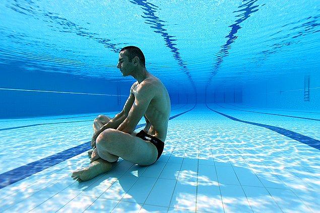 5. 2009 yılında Fransız serbest dalgıç Stéphane Mifsud su altında 11 dakika 35 saniye boyunca nefesini tuttu.