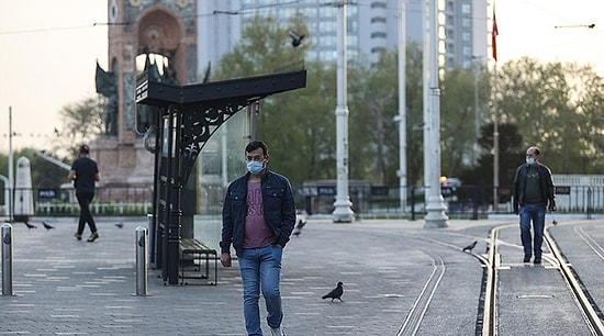 Prof. Dr. Sipahi'den Omicron Açıklaması: 'Türkiye'de de Kapanma Olabilir'