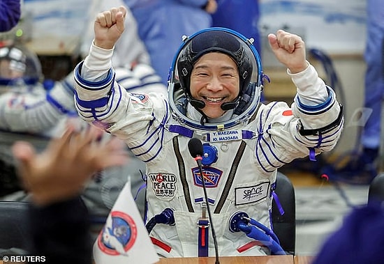 Японский миллиардер Юсаку Маэдзава, который заплатил 80 миллионов долларов за 12-дневное пребывание на МКС, призывает мировых лидеров совершить такое же путешествие