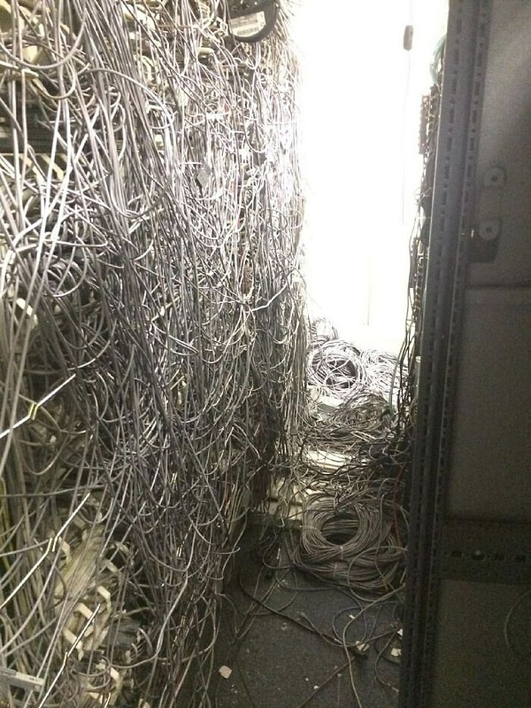 13. Глаза болят на такое смотреть