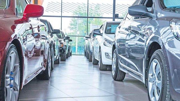7. Araba fiyatlarıyla ilgili bir açıklama da Doğuş Otomotiv'in CEO'sundan geldi. Otomobil fiyatlarında dövizdeki düşüş kadar bir indirim beklenmemesi gerektiği söylendi.