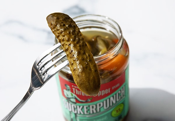 4. В 38 лет я узнал, что соленья - это огурцы. Спустя годы моя жена все еще смеется. Я чувствую боль!