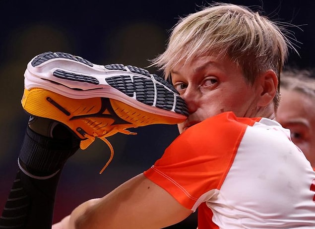 1. Tokyo Olimpiyatları'nda Brezilya-Macaristan hentbol maçından