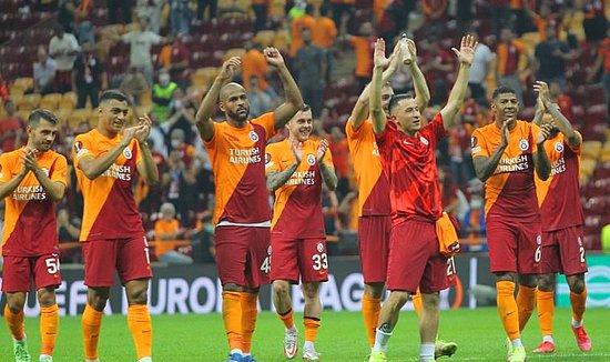 Galatasaray'lı Futbolcularda Koronavirüs Paniği! Galatasaray'da Hangi Futbolcular Covid Pozitif?