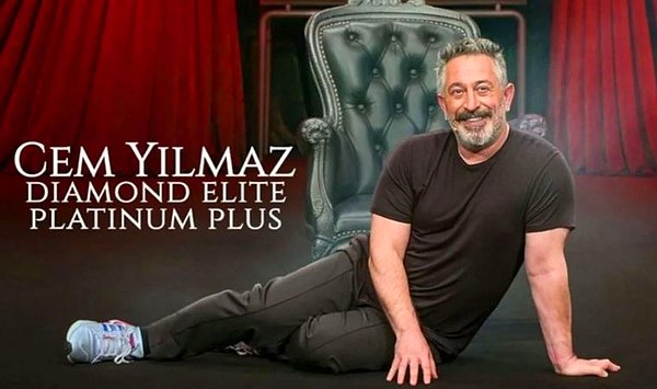 Birçok insan Cem Yılmaz'ın yeni gösterisi olan  'Diamond Elite Platinum Plus'a ya bilet bulamadığı için ya da parası olmadığı için gidemiyordu. Ancak Netflix Türkiye bizlere büyük bir iyilik yaparak o gösteriyi yılbaşı akşamı yayınlamıştı.