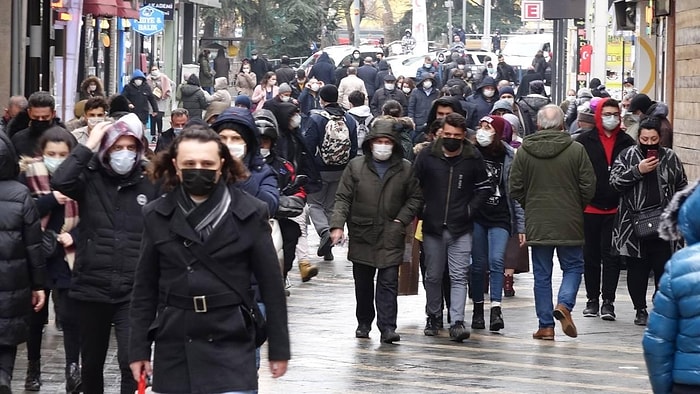 Bilim Kurulu Üyesi Prof. Şener Açıkladı: 'Omicron Şubat Ayında Pik Yapacak'