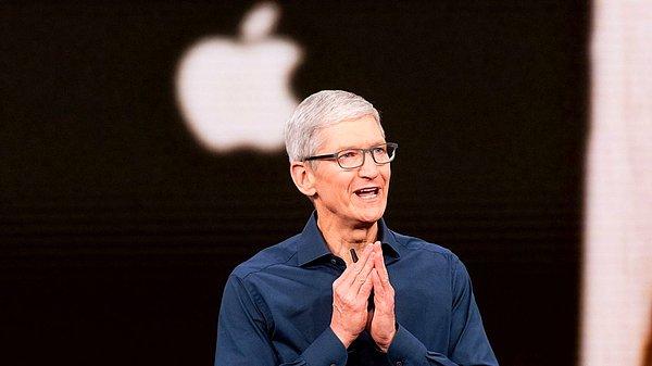 Apple CEO’su Cook, 2020 yılında 14,8 milyon dolar olan gelirini 2021 yılında yaklaşık 6 kat artırarak 98,7 milyon dolara çıkardı.