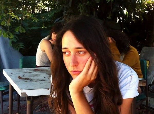 3. Когда происходит какое-то напряжение между вами, и вы должны были бы расстроиться либо спорить со своим парнером, но вам просто все равно