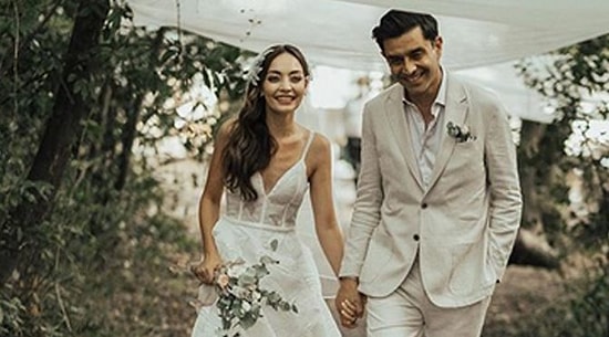 Cansel Elçin ve Eşi Zeynep Tuğçe Bayat Koronavirüse Yakalandı!