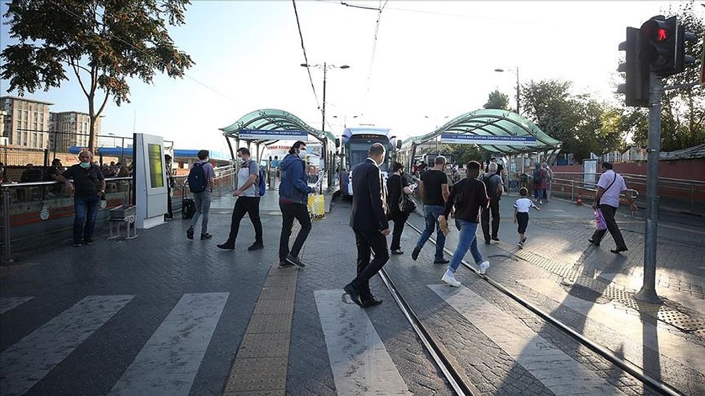 Zirveyi Kaptırmadık: 2022 İçin En Kötümser Millet Türkler Oldu