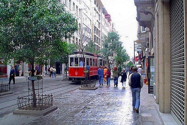 Her Yerde Türk Var: İstanbul'un 2001 Yılında Kaydedilen Tarihi Görüntüleri