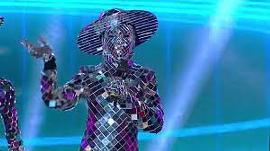 Maske Kimsin Sen Ayna Kimdir? Ayna Kim Olduğu Açıkladı mı?