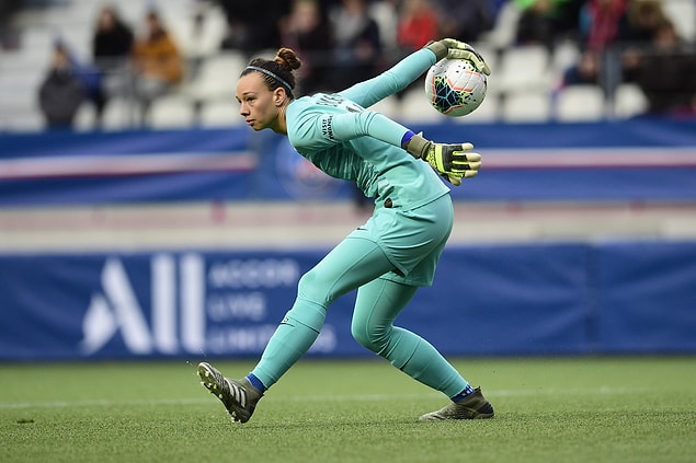Kadınlarda ise ödülü Lyon’dan Christiane Endler aldı.