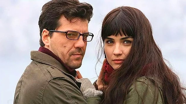 18. Kaan Sekban’la Alt Tarafı Bi’ Talk Show programına konuk olan Tuba Büyüküstün, 2013 yılında 25. bölümde final yapan 20 Dakika isimli diziyle ilgili yıllar sonra dikkat çeken itiraflarda bulundu.
