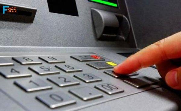 7. Cüzdanınızı evde unuttuğunuz bir senaryoda mobil bankacılık sayesinde ATM'den kartsız olarak da nakit çekebilirsiniz.