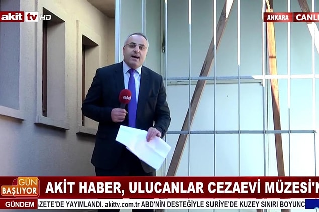 Ancak konumuz bu tartışmadan ziyade, RTÜK'ün çifte standardı. Mesela bu gördüğünüz haber, AKİT'in bir idam çağrısı.