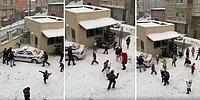Kar Yağışını Fırsat Bilen Çocuklar Esenler İlçe Emniyet Müdürlüğü'nü Basıp Polislerle Kartopu Savaşı Yaptı