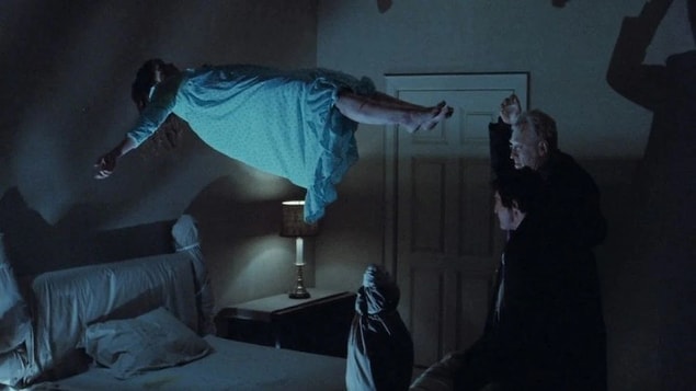 17. 'The Exorcist' filmindeki şeytanın çığlık attığı sesler aslında kesilmeye hazırlanan domuzların ağlama sesleridir.