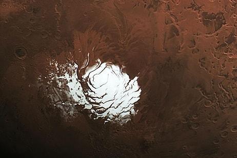 Sürpriz Sonuç: Mars Kutbunda Keşfedilen Su Büyük İhtimalle 'Yanılsamadan İbaret'
