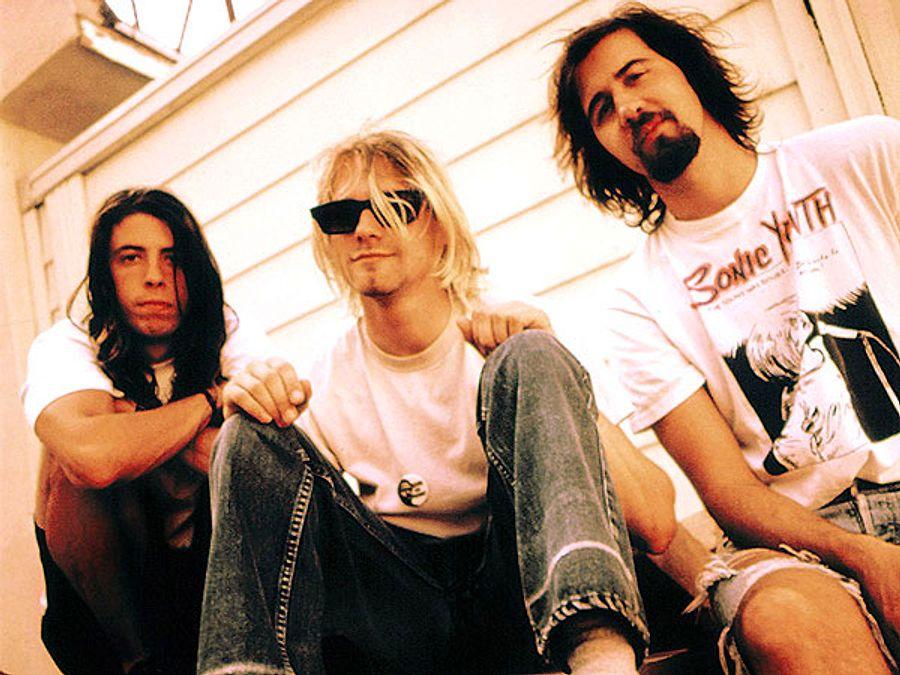 Nirvana музыка. Нирвана группа. Состав группы Нирвана. Курт Кобейн с группой. Nirvana фото группы.