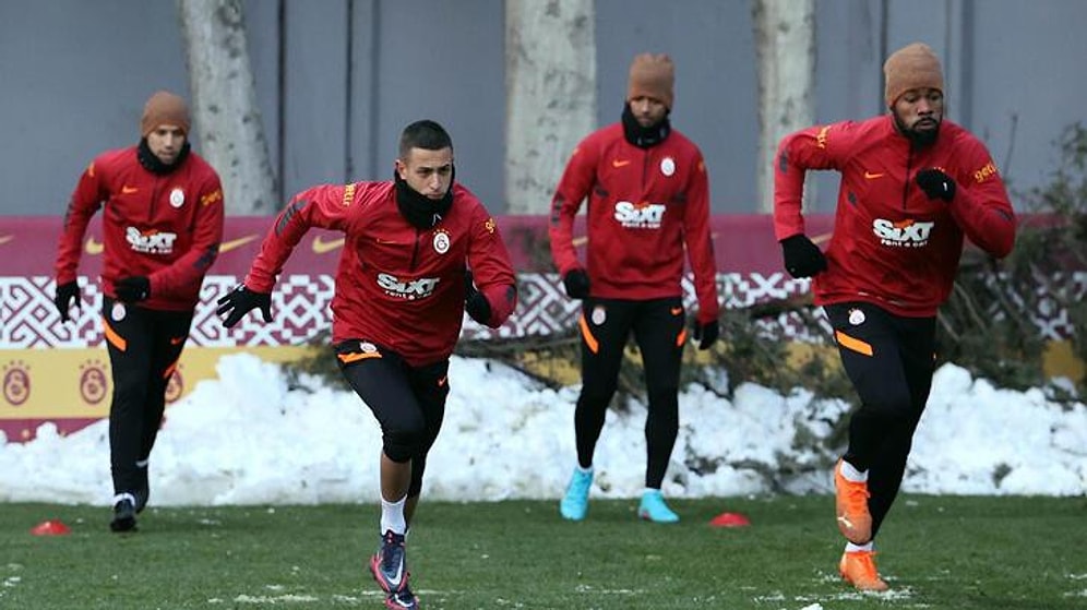 Galatasaray'da 2 Kişinin Koronavirüs Testi Pozitif Çıktı