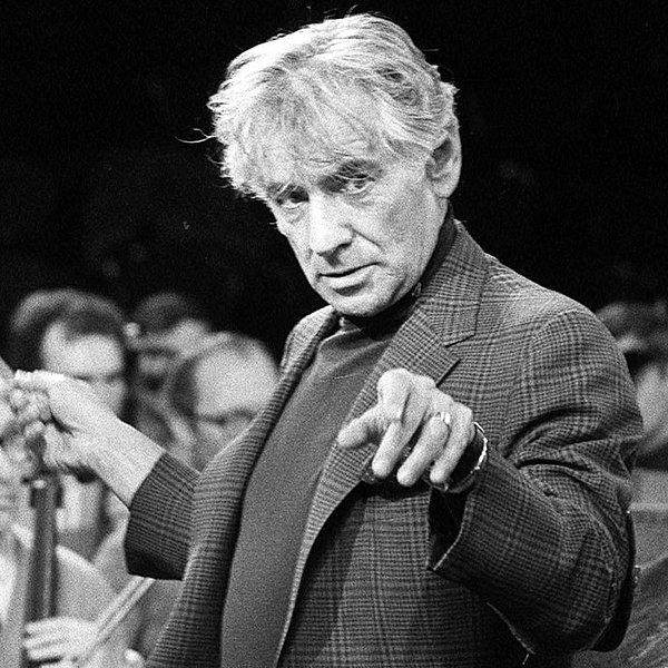 Amerikalı orkestra şefi, besteci, yazar ve piyanist Leonard Bernstein'ın hayatının anlatılacağı bu biyografik filmde Bradley Cooper'a  Carey Mulligan ve Jeremy Strong eşlik edecek.