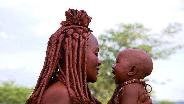 Dünya üzerindeki izole yaşayan kabilelerden bir tanesi de Himba kabilesi.