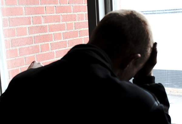 12. Насколько распространены депрессия, тревога и суицидальные мысли.