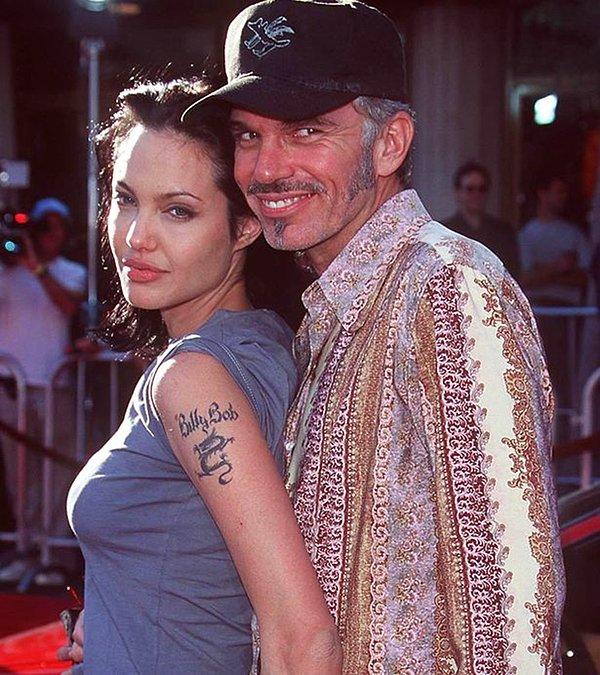 4. Ünlü oyuncu Angelina Jolie ve eski eşi Billy Bob Thornton içinde birbirlerinin kanı olan kolyeler takıyorlardı.