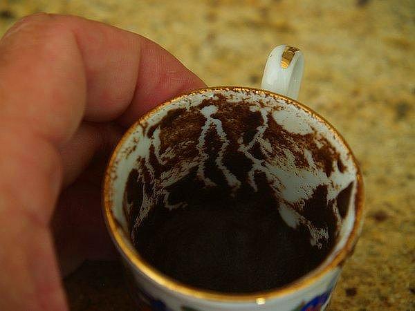 4. Hazır kahve demişken türk kahvesinden fal bakmak