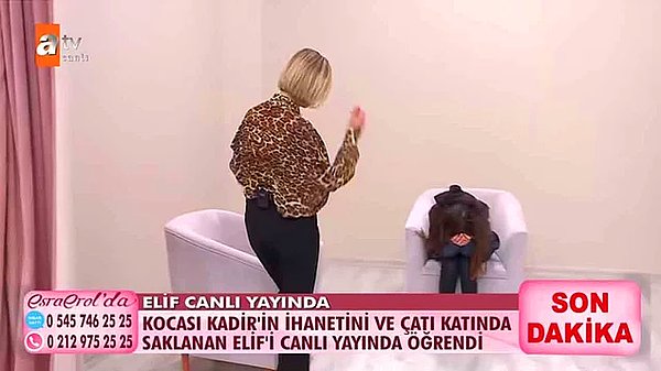 10. 40 yaşındaki evli Kadir Akkoyun'a kaçan ve canlı yayında çatı katında olduğu öğrenilen Elif Yıldırım, dün Esra Erol stüdyosuna geldi. Yüzünü göstermek istemeyen Elif'le konuşmak isteyen Esra Erol'un canlı yayında Elif'i azarlaması tepki çekti.