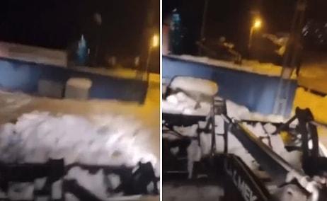 Zonguldak'ta Bir Vatandaş, Kar Temizleyen Operatöre 'Karları Şu Evin Önüne At, Onlar CHP'li' Dedi