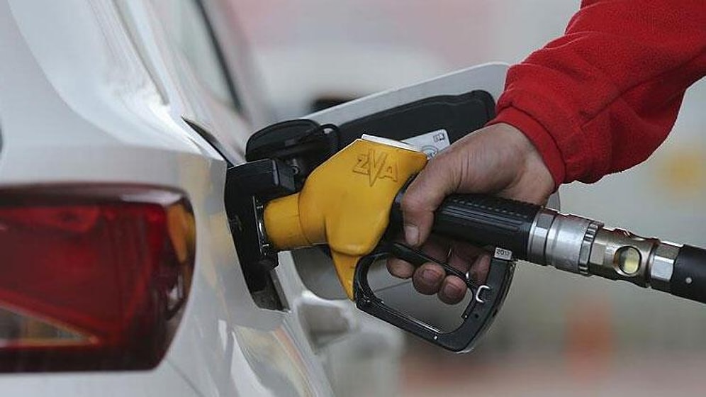 CHP'li Tuncay Özkan Duyurdu: 'Benzine 58, Motorine 57 Kuruş Zam Bekleniyor'