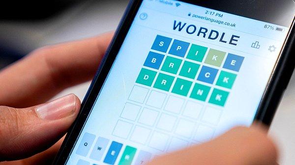Kelime oyunu Wordle 2022'nin küresel çapta ses getiren ilk oyunu olmuştu. The Guardian'a göre ocak ortasından itibaren Wordle oyuncularının sayısı 2 milyona ulaşmıştı.