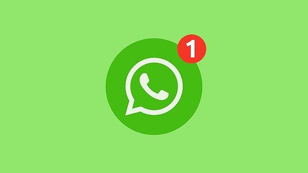 3. WhatsApp'ta yanlışlıkla veya yanlış kişiye mesaj gönderdiğimizde hayat kurtaran mesaj silme özelliği hali hazırda 1 saat için geçerli. Yani gönderdikten sonra 1 saat içerisinde silebiliyoruz. Gelen haberlere göre WhatsApp, bunu değiştiriyor...