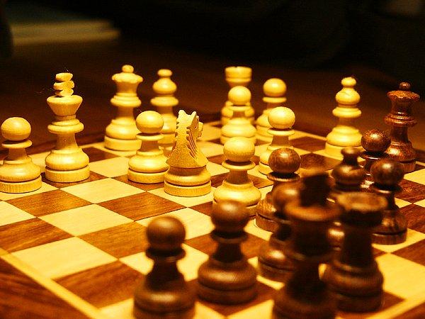 Satranç Dünya Şampiyonası'nın ilk ayağı olan 2022 Grand Prix hangi formatta oynanacak.