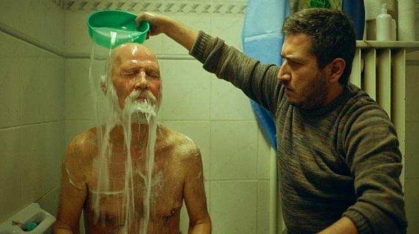 BONUS: Siz de yaşlılar nasıl yıkanıyorlar tek başlarına düşünüyor musunuz hiç?🥺😂