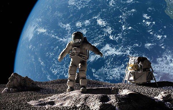 13. Uzayda astronot kıyafetleriniz olmadan en fazla 15 saniye hayatta kalabiliyorsunuz...