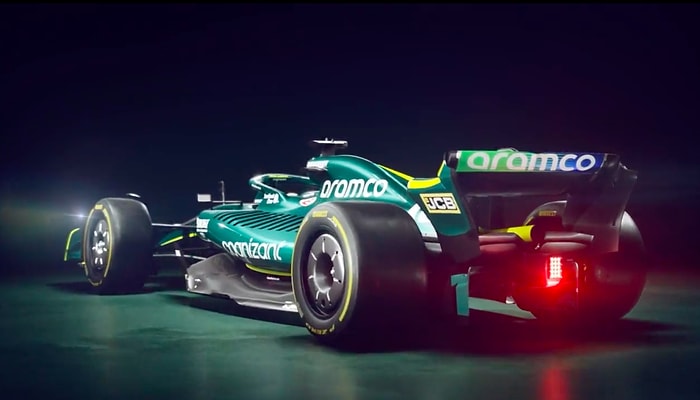 Aston Martin, 2022 Formula 1 Sezonunda Yarışacağı Yeni AMR22'yi Tanıttı