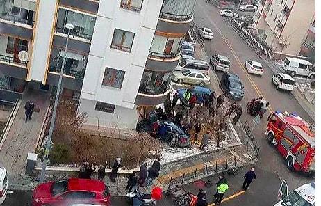 Ankara'da Otomobilin Çarptığı Motokurye Hayatını Kaybetti