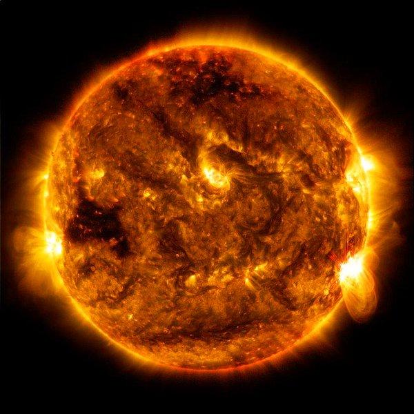 12. ABD Havacılık ve Uzay Ajansı (NASA), dünya-güneş çevresini daha iyi anlamaya yardımcı olmasına yönelik ‘Çok yarıklı güneş gezgini (MUSE)’ ve 1 merkez uzay aracı ve 8 eş yörüngeli küçük uydudan oluşan ‘HelioSwarm’ olarak belirtilen iki yeni Güneş görevini duyurdu.