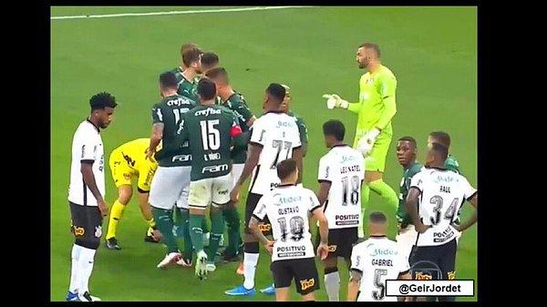 Bu fotoğrafta Palmeiras’ın bu sezonun diğer maçlarında, rakibinin kazandığı tehlikeli duran toplardaki hali.