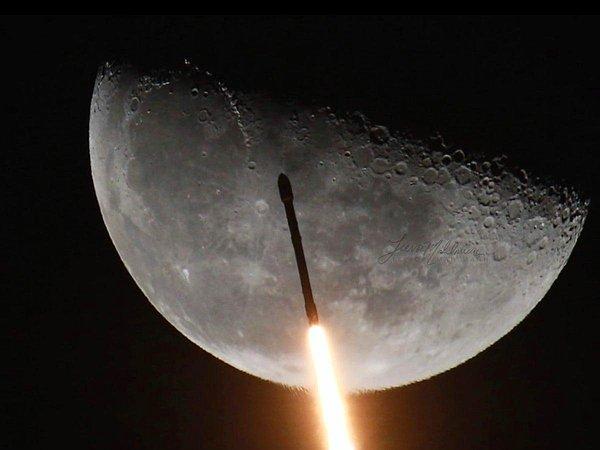 11. SpaceX’e ait bir Falcon 9 roketinin Ay’a çarpacağı yönünde haberler gündeme gelmişti. Ancak bilim insanları tarafından yapılan yeni açıklamada bu roketin SpaceX’e ait olmadığı belirtildi. Ay’a çarpacak roketle ilgili yeni iddialar ortaya atıldı.