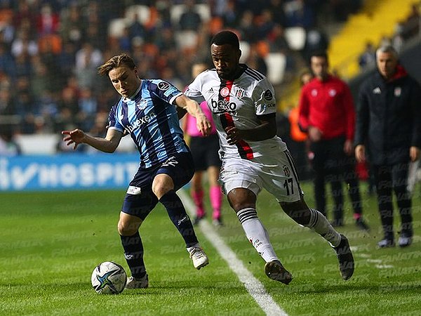 6 eksikle Adana Demirspor deplasmanına giden Beşiktaş, 31. dakikada Alex Teixeira'nın golüyle 1-0 öne geçti.