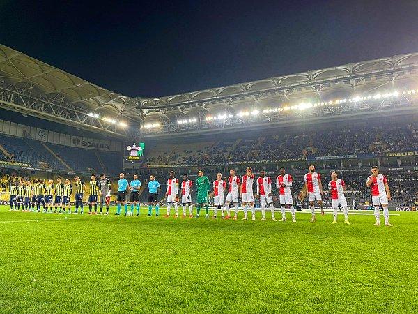 Fenerbahçe, UEFA Avrupa Konferans Ligi play-off turunun ilk maçında Çekya ekibi Slavia Prag'ı konuk etti.