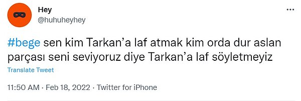 Pek çok kişi müzik dünyasına daha yeni adım atmış olan ismin Tarkan gibi bir yıldızı eleştirmesine kızdı.