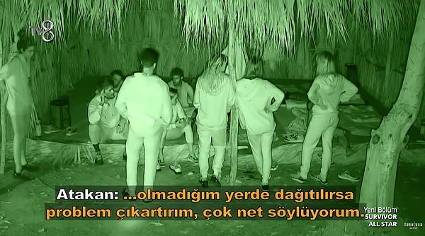 Survivor All Star'da Gönüllüler takımında Sude, Nisa ve Mert'in arasında yaşanan gerilimin ardından Ünlüler takımında da hırsızlık skandalı patlak verdi.