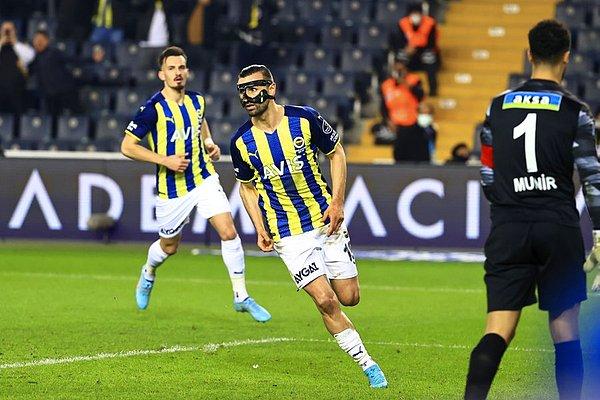 Sarı Lacivertli ekibe galibiyeti 67. ve 81. dakikalarda Serdar Dursun'un penaltı golleri getirdi.