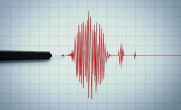 Marmara Denizi'nde 4.1 büyüklüğünde bir deprem meydana geldi.
