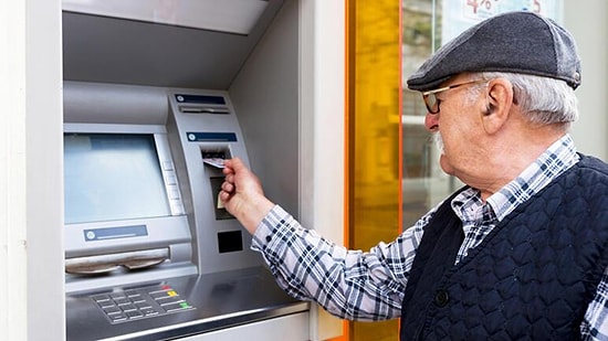 Emeklilere Zam Müjdesi: Bayram İkramiyesi Ne Kadar Oldu? 2022 SGK-SSK ve Bağ-Kur Emekli İkramiyesi...